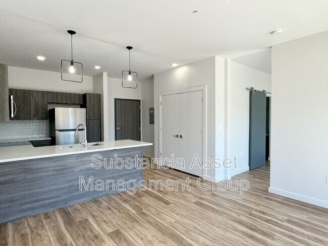 Photo - 1653 Midtown Pl Apartment