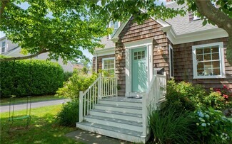 Building Photo - 122 Ruggles Ave
