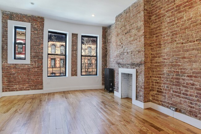 Building Photo - 536 Bergen St