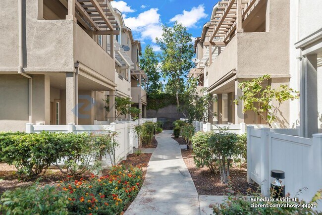 Foto del edificio - 727 Northrup St