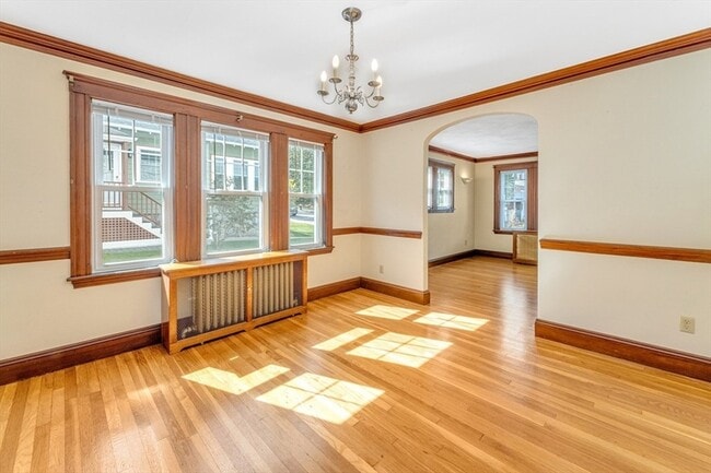 Foto del edificio - 278 Roslindale Ave