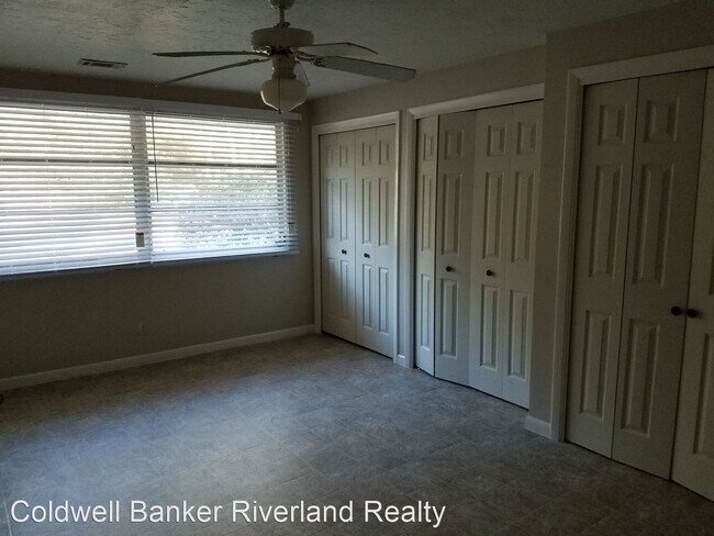 Building Photo - 3 br, 2 bath House - 11440 E. Blue Cove Drive