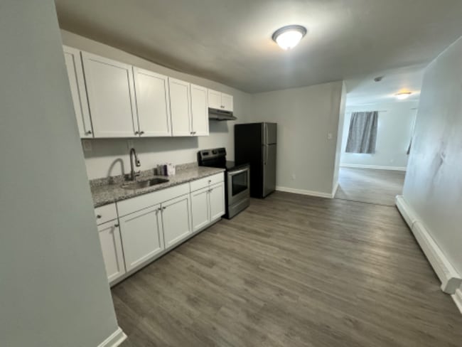 168 Warren Ct