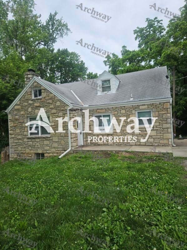 Primary Photo - 5528 Leavenworth Rd