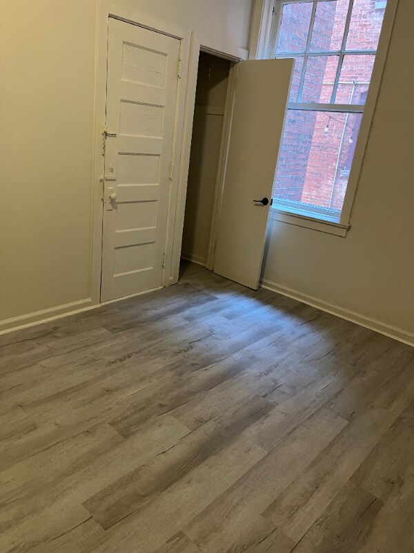 Foto del edificio - 402 N Delaware St