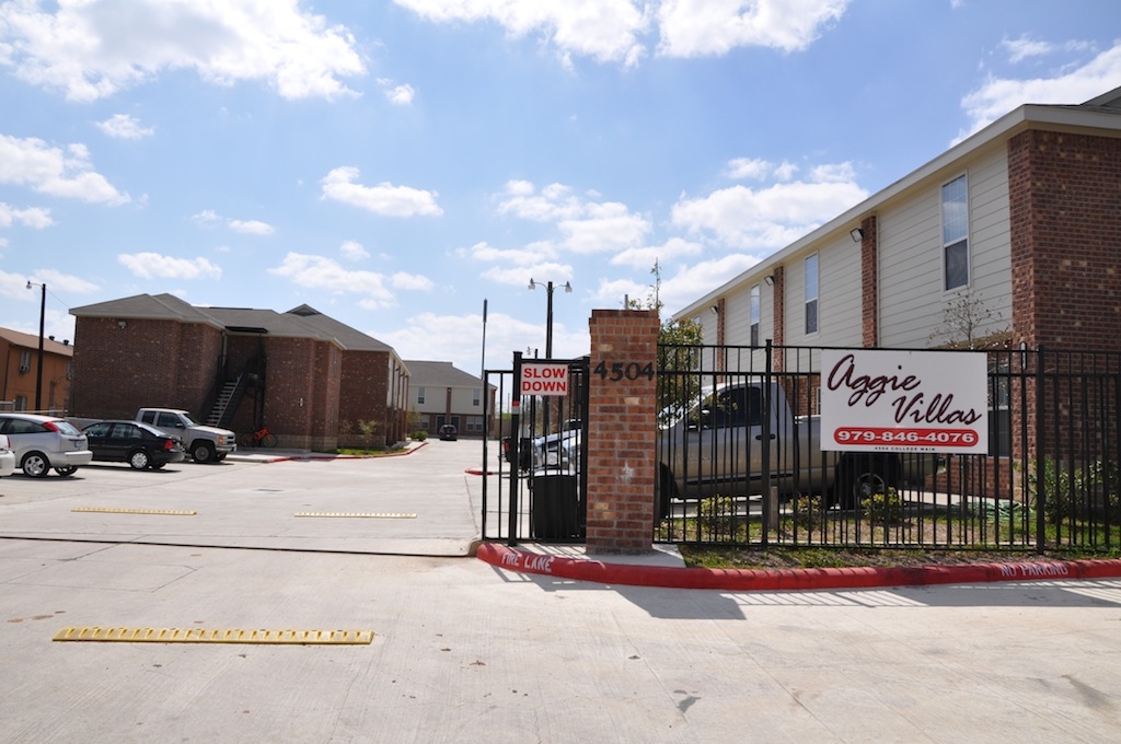 Primary Photo - Aggie Villas