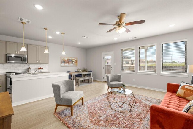 Foto del edificio - 253 Fieldwood Dr