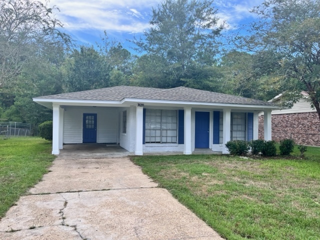 Building Photo - 3820 Monterey Dr