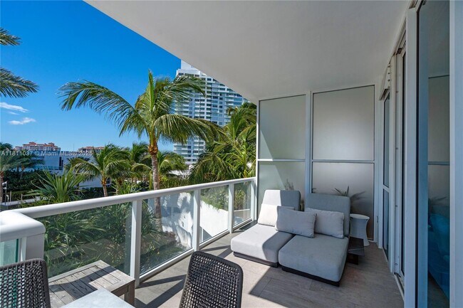 Foto del edificio - 50 South Pointe Dr