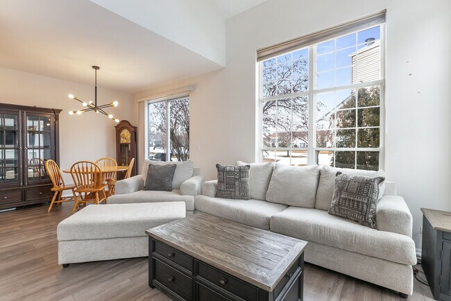 Foto del edificio - 17794 W Salisbury Dr