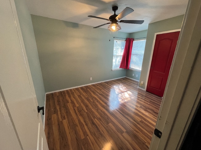 Building Photo - 11535 Wood Harbor