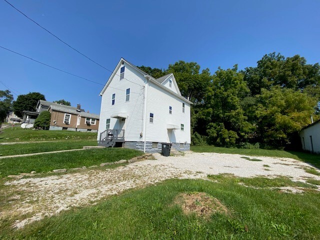 Building Photo - 509 Beacon St