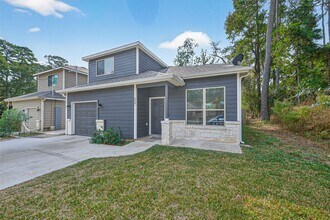 Building Photo - 804 Pearl River