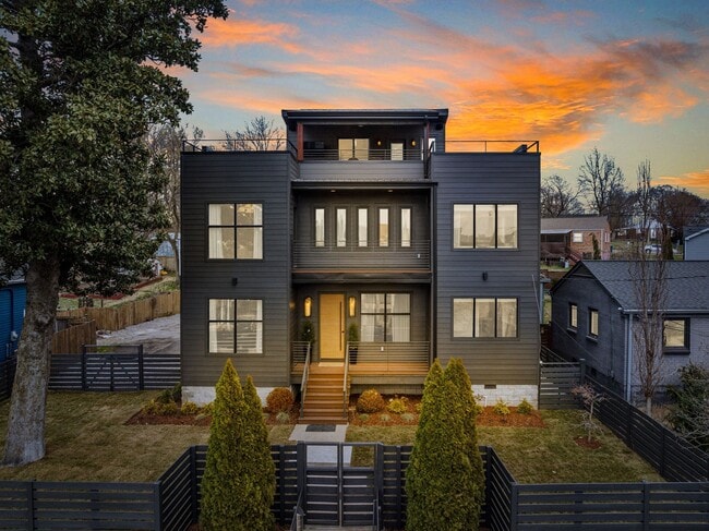 Photo - 601 S 9th St House