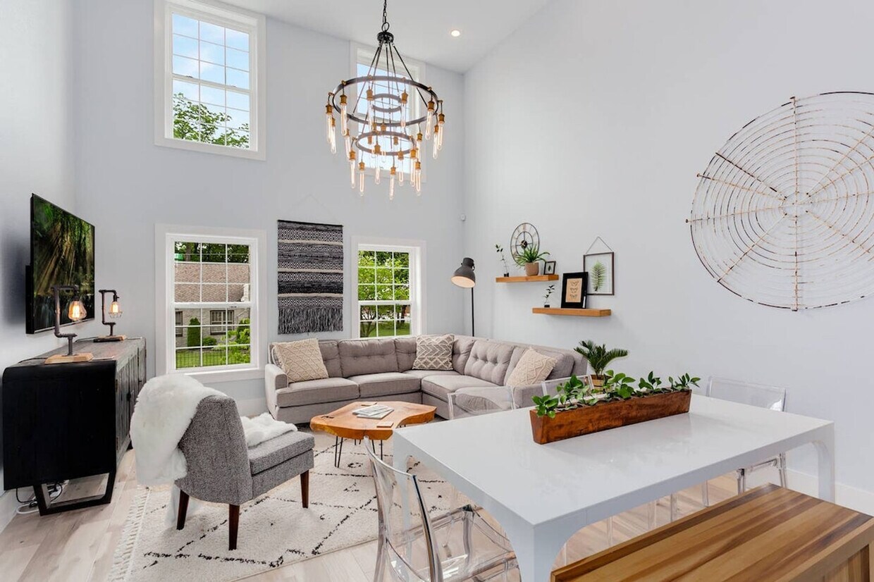 Foto principal - 319 NW A St