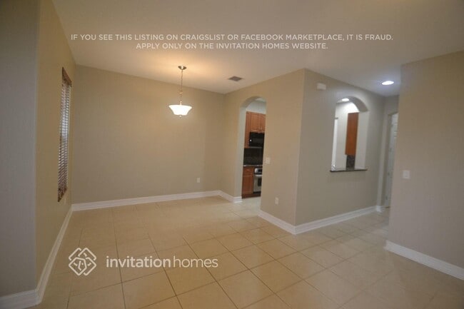 Building Photo - 6855 Julia Gardens Dr