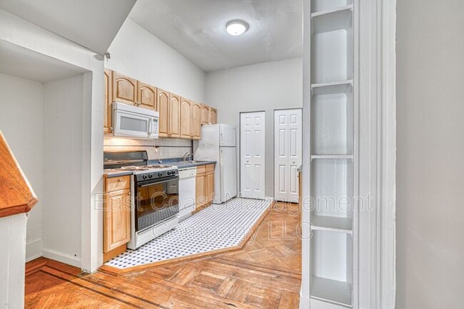 Foto del edificio - 2348 Eutaw Pl