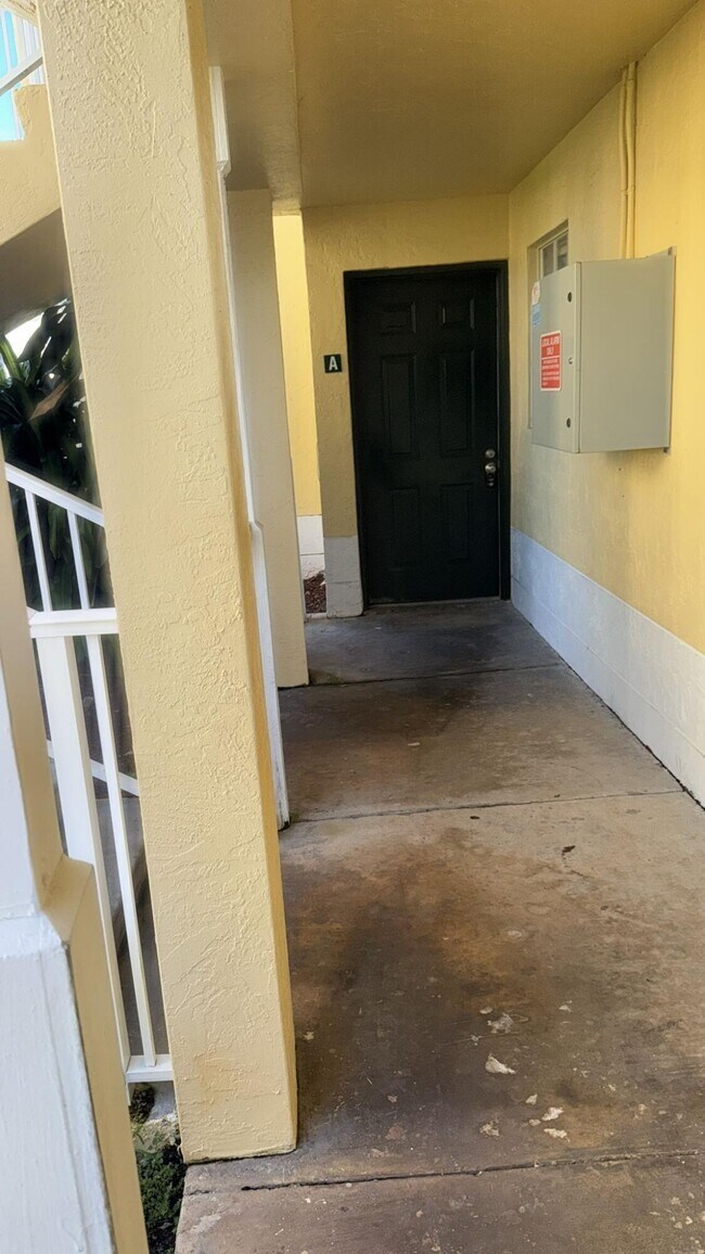 Foto del edificio - 6339 La Costa Dr