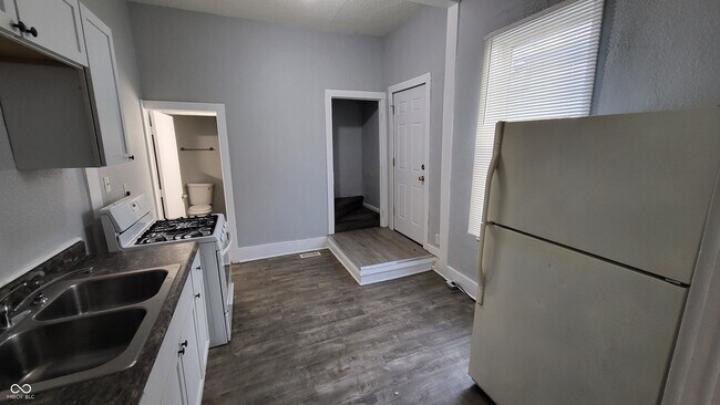 Foto del edificio - 1122 S Dearborn St