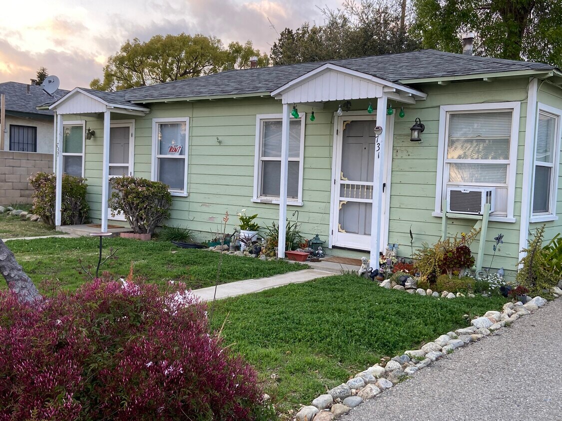 737 Vernon Dr Unit 737, Upland, CA 91786 Apartments in Upland, CA