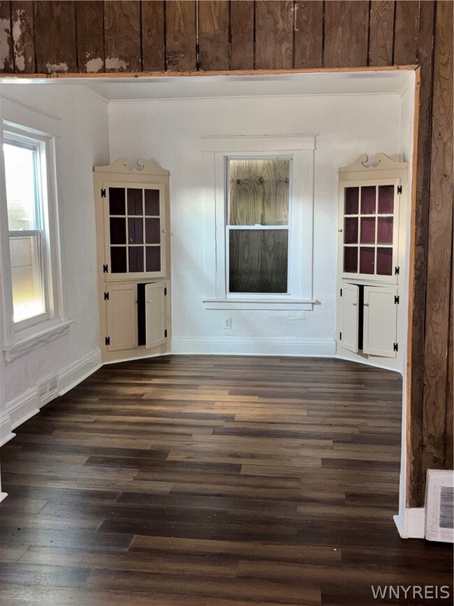 Foto del edificio - 1808 Whitney Ave