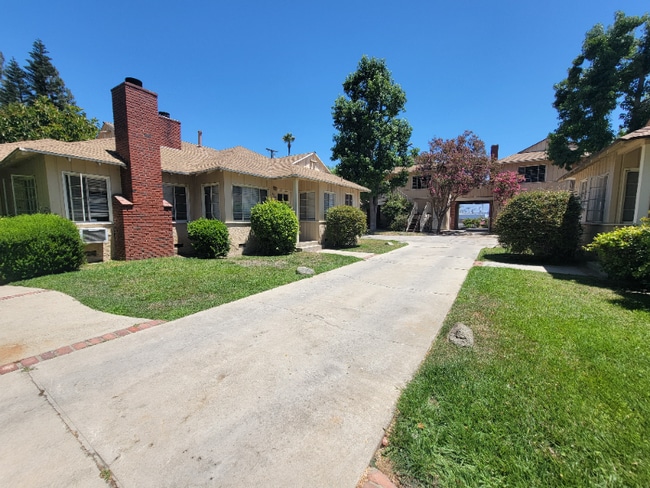 Building Photo - 7266 Allott Ave