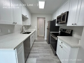 Building Photo - 3915 Clear Acre Ln