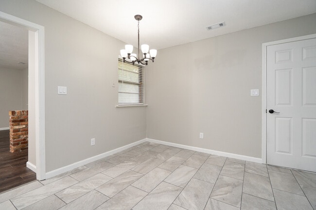 Building Photo - 2507 Winterbrook Dr