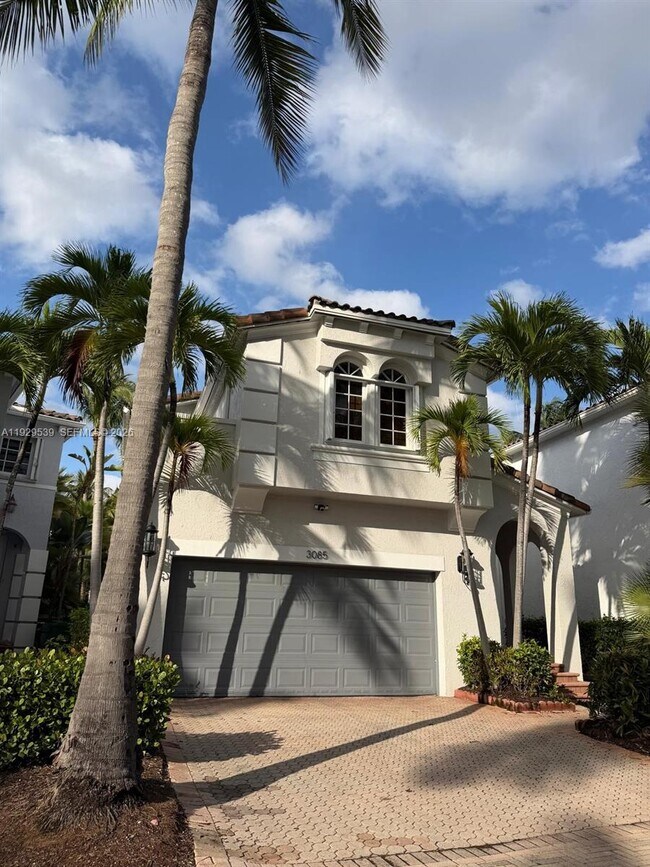 Foto del edificio - 3085 NE 208th Terrace