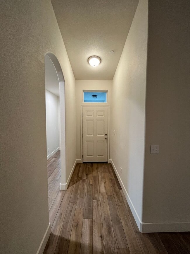 Foto del edificio - NEW CORNER LOT HOME Move In Ready!!!!