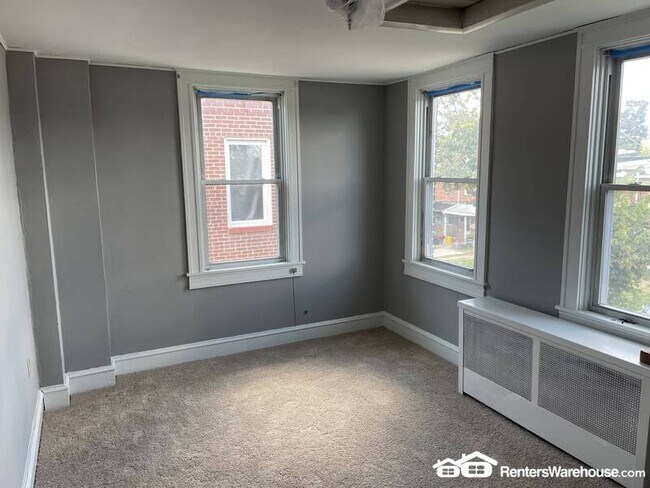 Foto del edificio - 3400 Dudley Ave