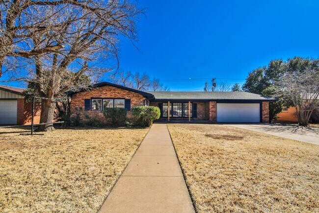 Building Photo - PRE-LEASING: Beautifully Updated 3 Bedroom Home
