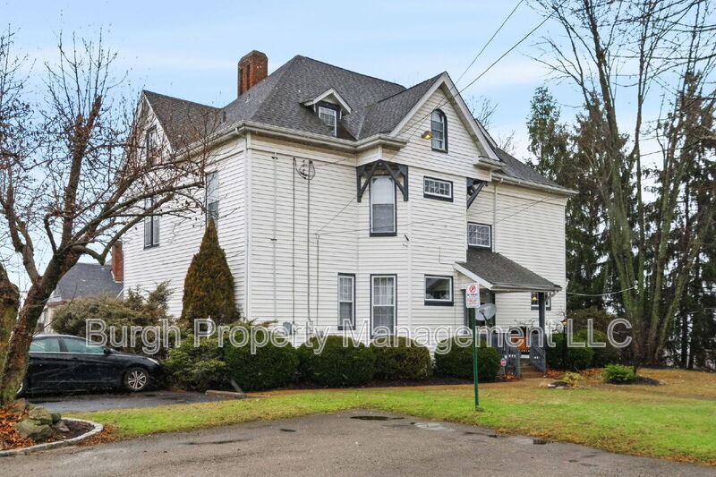 Photo - 502 Walnut Ave