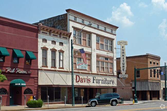 Building Photo - The Ivory House Lofts