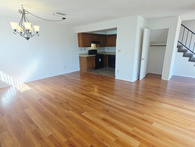 Foto del edificio - 1144-15-8 Rosedale Ave