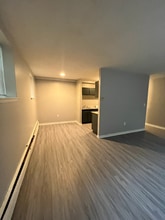 Building Photo - 30 Gillett St