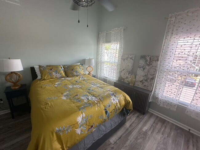 Foto del edificio - 172 Waters Edge Ln