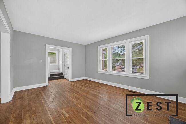 Building Photo - 3496 Courville St