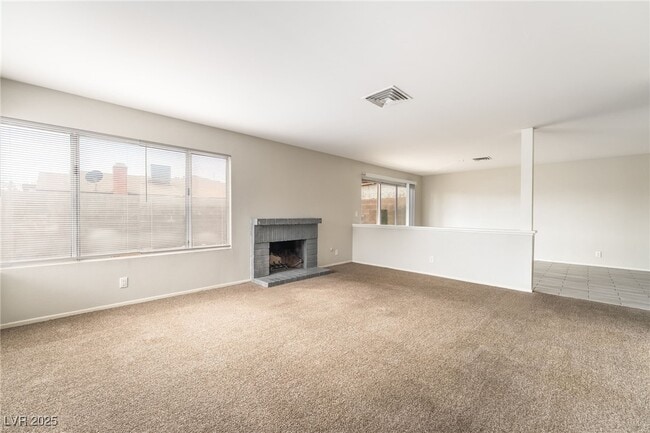 Building Photo - 7019 Grassy Knoll St