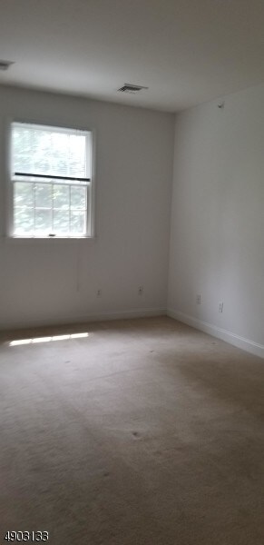 Building Photo - 1057 Pierpont St