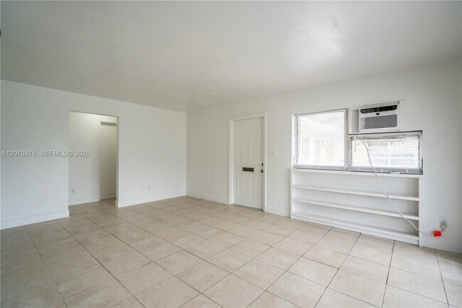 Foto del edificio - 1812 NE 20th Ave