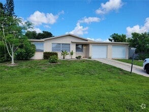 Building Photo - 209 Rockcliff Ave