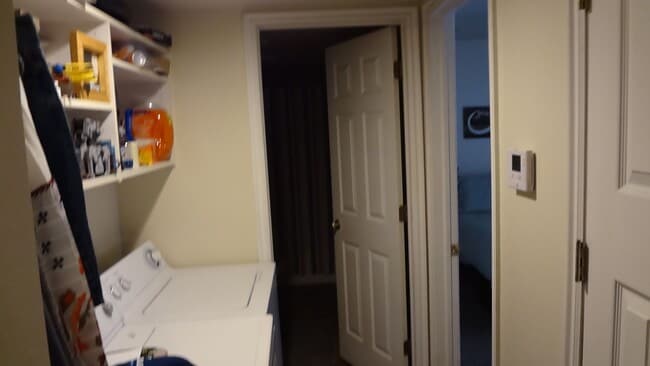 Building Photo - Parkside Apts - One Bedroom near Utah Vall...