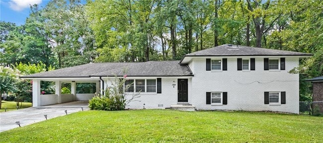 Building Photo - 1025 Hilburn Dr SE