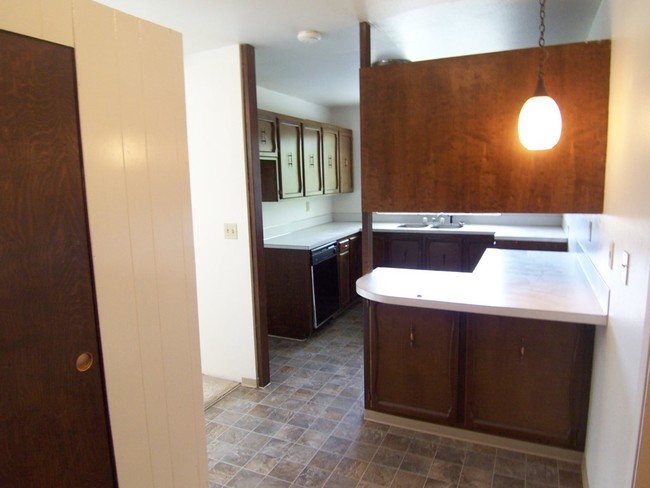 Building Photo - Duplex in Seattle
