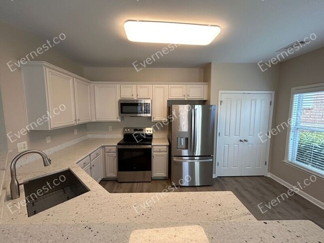 Foto del edificio - 805 Pleasant Hill Rd NW