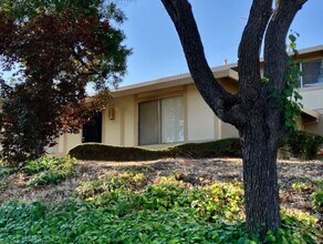 Building Photo - 11580 Garnet Way