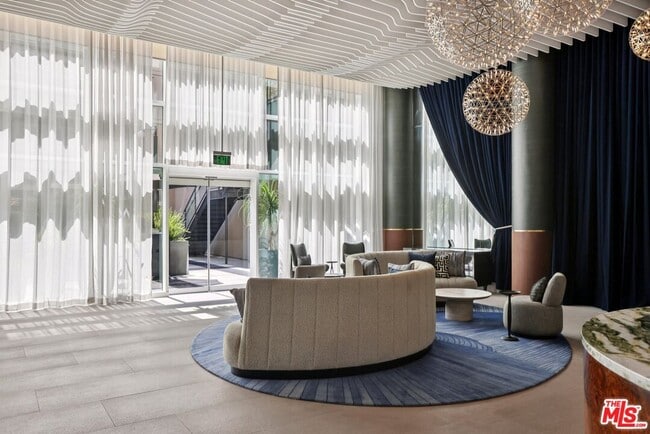 Foto del edificio - 6250 Hollywood Blvd