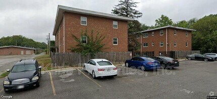 Building Photo - 2904 S Pennsylvania St