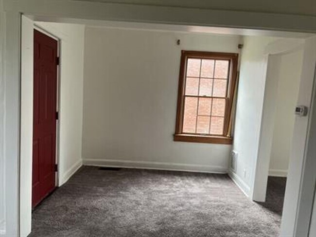 Foto del edificio - 3 bedroom Single Family Home Clairton, PA